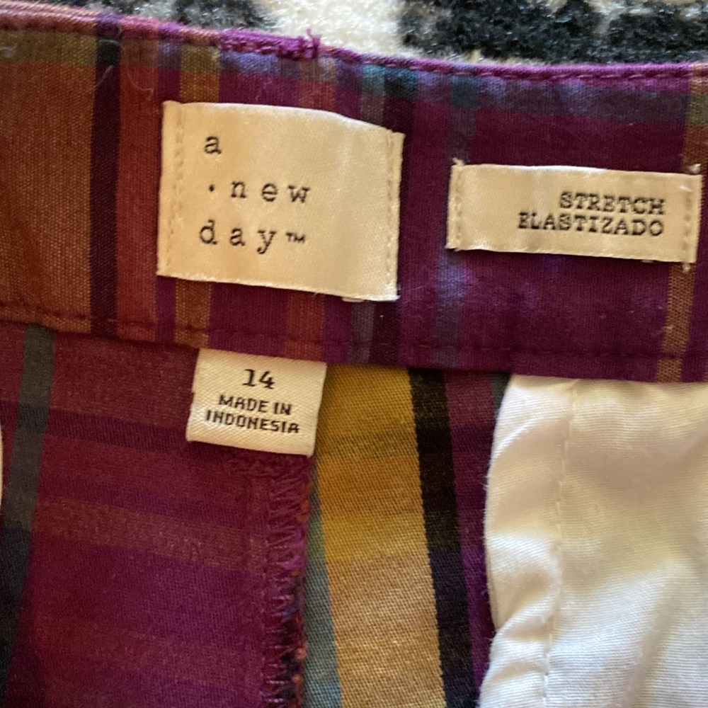A New Day Target Colorful Plaid Shorts Size 14 - Picture 4 of 6